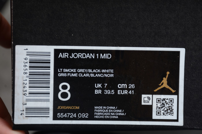 Air Jordan 1 Mid 'Smoke Grey' 554724-092