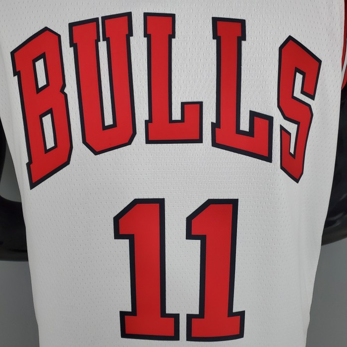 DeMar DeRozan Chicago Bulls 75th Anniversary Swingman Jersey White