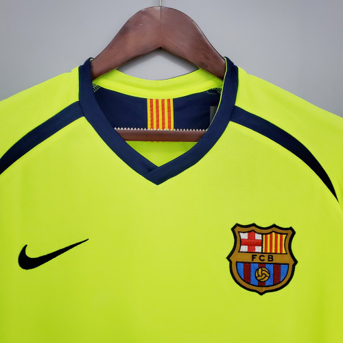 Barcelona Away Retro Jersey 2005/06