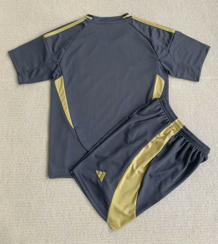 Manchester United Concept Version Gray Kids Suit 23/24