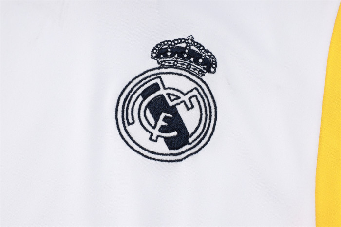 Real Madrid Training Jersey 23/24