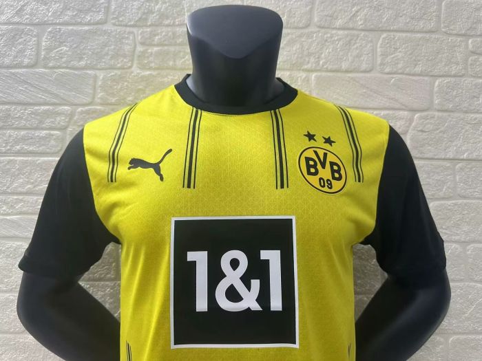 Borussia Dortmund Home Men Player Jersey 24/25