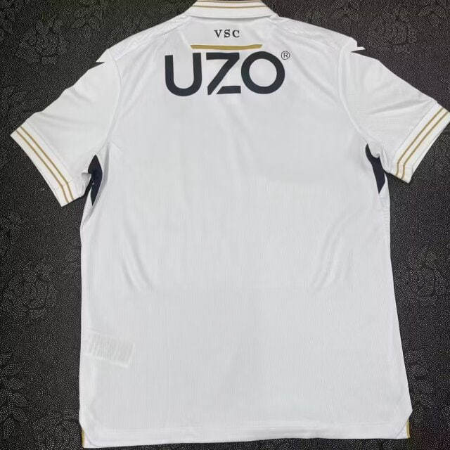 Vitória SC Home Man Jersey 24/25