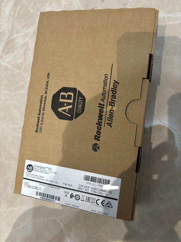 Allen Bradley 1769-CRL1 CMPLX 0.3 m Right to Left Bus Exp Cable