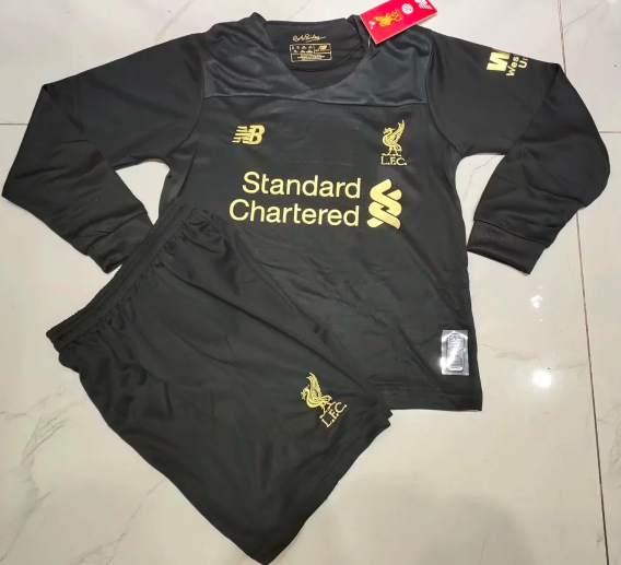 liverpool children's goalkeeper kit