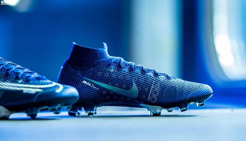 Mercurial Dream Speed. Nike za