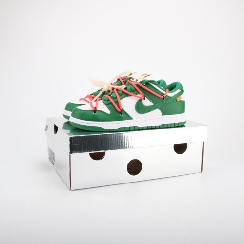 SB Dunk Low Limited Edition