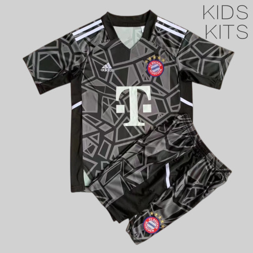 Kids Bayern Munich 22/23 Goalkeeper Jersey and Short Kit - Black