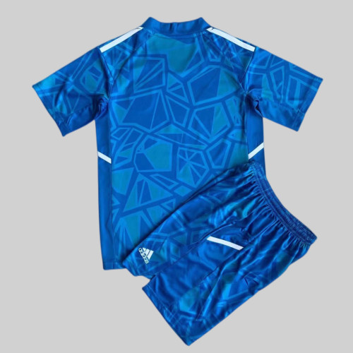 Bayern Munich 22/23 Goalkeeper Jersey and Short Kit - Blue