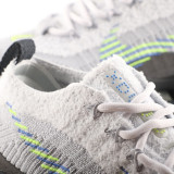 Classic Sneaker DJ4701