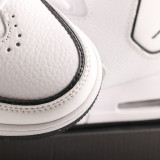 Classic Basketball Shoes AR1000