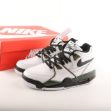 Classic Basketball Shoes CJ5390