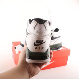 Classic Basketball Shoes CJ5390