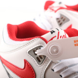 Classic Basketball Shoes 819665