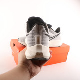 Mesh running shoes DH4071