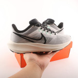Mesh running shoes DH4071