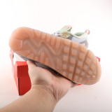 Classic Sneaker DM9922
