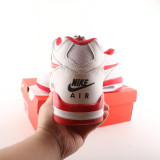Classic Basketball Shoes 819665
