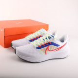 39 Jogging shoes DQ7885