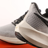 Mesh running shoes DH4071