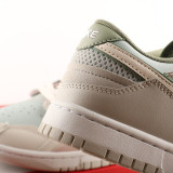 Classic Sneaker DM0802