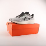 Mesh running shoes DH4071