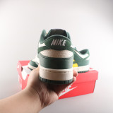 DUNK SB LOW CLASSIC FD0350 133
