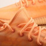 350 V2 Classic Sneaker GW2870