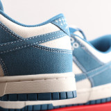 DUNK SB LOW CLASSIC DV0834-101