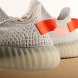 350 V2 Classic Sneaker C09085