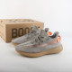 350 V2 Classic Sneaker C08085