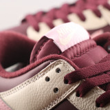 DUNK SB LOW CLASSIC D01004