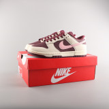 DUNK SB LOW CLASSIC D01004
