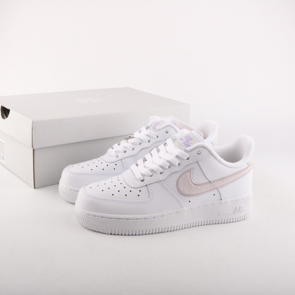 Womens Air Force 1 Classic DN5056-100