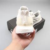 Boost Running Shoes EE3711