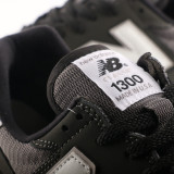 Classic 1300 M1300CLB