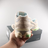 NB9060 Limited Edition U9060BW1
