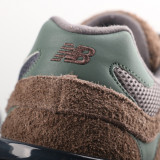 NB9060 Limited Edition U9060OUT