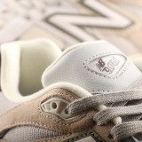 NB9060 Limited Edition U9060FNA