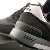 Classic 1300 M1300CLB