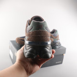 NB9060 Limited Edition U9060OUT