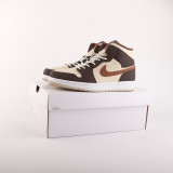 AJ 1 Retro High DO6699 200