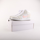 Womens AJ 1 Retro High DN4045-001