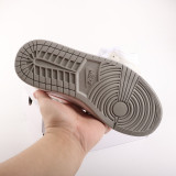 Womens AJ 1 Retro High DN4045-001