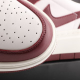 AJ 1 Retro Low DH7004 161