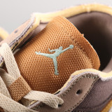 AJ 1 Retro Low DN1635 200