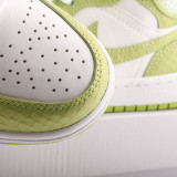 Womens AJ 1 Retro High DV2959-113