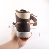 AJ 1 Retro High DO6699 200