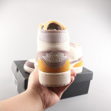 AJ 1 Retro High DM9652-102