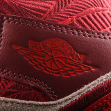 Womens  AJ 1 Retro High DZ2820-601